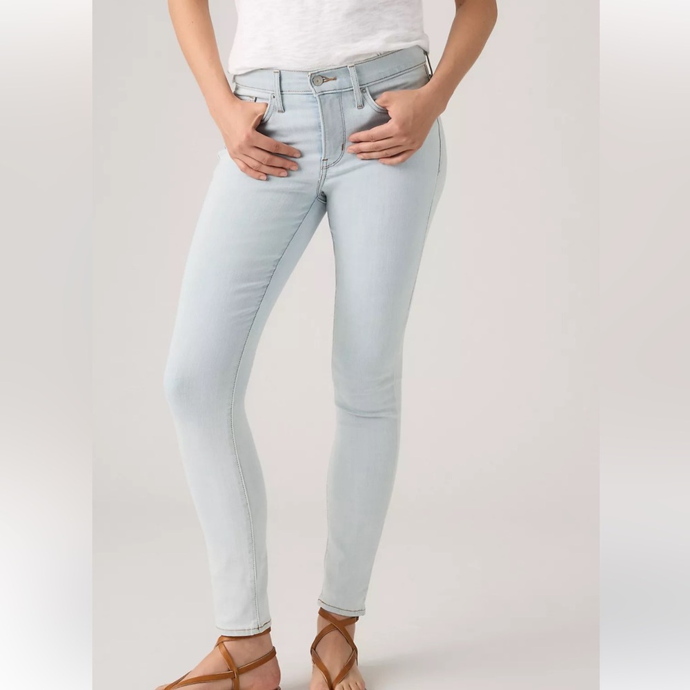 Rag and Bone skinny light blue jeans, size 27